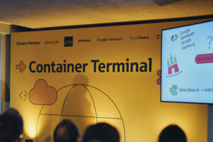 Bühnenhintergrund für das Google DevFest